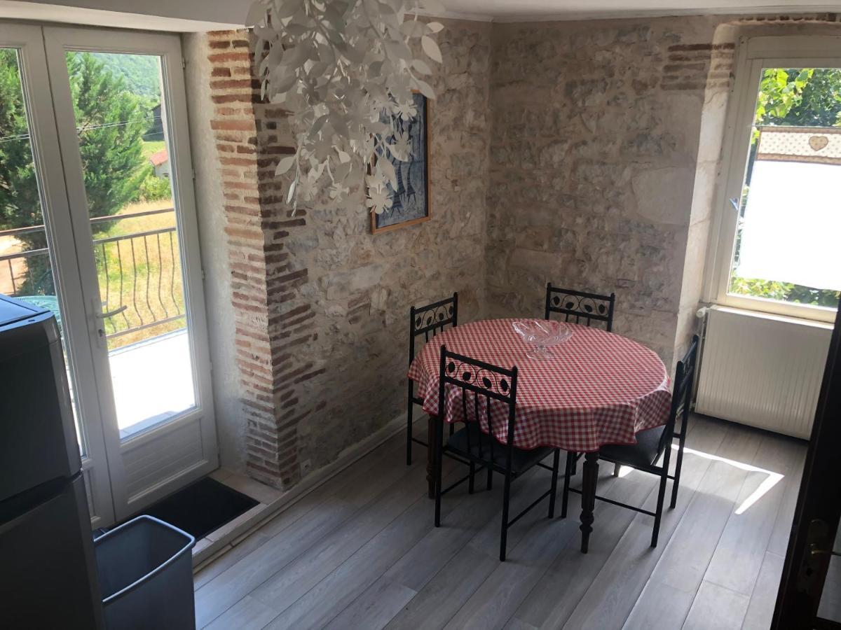 Les Figuiers De Louna - Pierre Ensoleillee - 110 M2 Et Une Veranda Saint-Géry Dış mekan fotoğraf